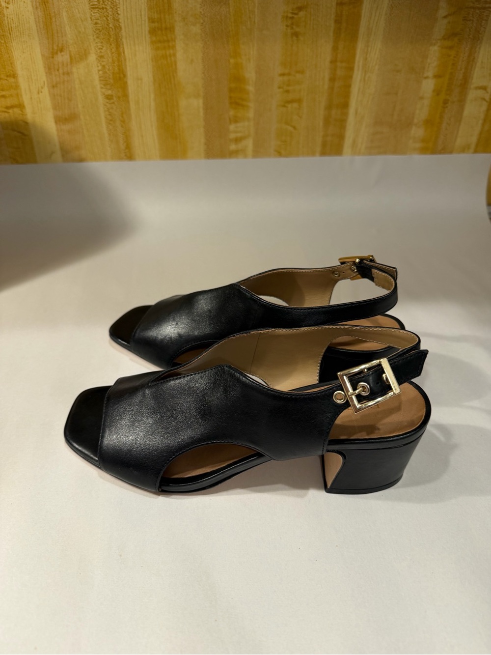 Bernardo Bedford mid heel sandals - Picture 1 of 6